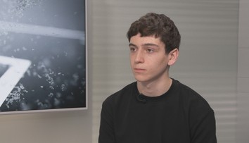 Těžká nehoda v začátcích. O pokračování českého talentu se postaral Enge