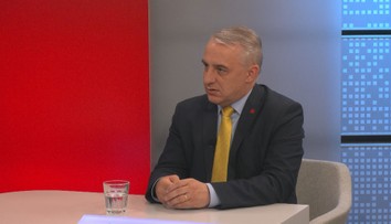 Na účtu zbylo jen pár tisíc. Středula stihl před odstoupením dary utratit