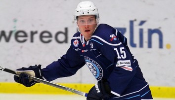 Buček z KHL do Třince? Na tým se snáší kritika. Je mi z vás špatně, říká expert