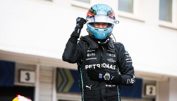 Kvalifikaci v Maďarsku ovládl Russell. Verstappen odstartuje z páté řady