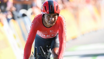 Hvězdný cyklista na Tour de France dopoval, ze závodu byl diskvalifikován
