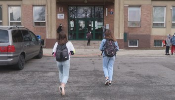 Rotační výuka na ZŠ brzy skončí. Podívejte se, kdy se začnou děti učit normálně