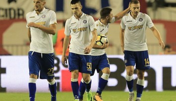 Tým s českým stoperem si uřízl velkou ostudu! Fanoušci ji neunesli