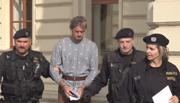 Muž posekal kamaráda mačetou. Nejspíš kvůli odmítnutému sexu