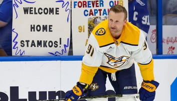 Dojemné video a legenda naměkko. Stamkos se poprvé vrátil do Tampy