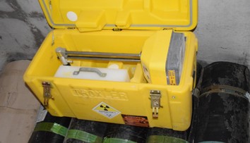 Jaderný skandál na Slovensku. Policie zadržela podezřelý kufřík