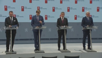Držení HHC bude trestné. Vláda chce lidem také zakázat drahé půjčky