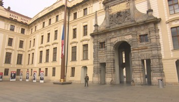 Prezidentská volba má tři favority. Ostatní ať odstoupí, vyzývají odborníci