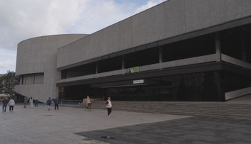 Promenáda před hotelem Thermal se dočká rekonstrukce. Bez úprav sloužila 50 let