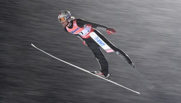 Skvělá zpráva! Skokan Tande po těžkém pádu už reaguje na okolí