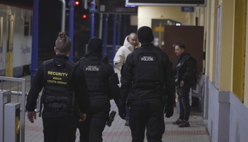 Cestující na nádraží v Chrudimi se necítí bezpečně. Pomoci mají kamery i ostraha