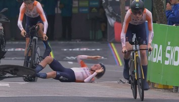 Hororová nehoda nizozemské cyklistky. V časovce upadla a zlomila si loket