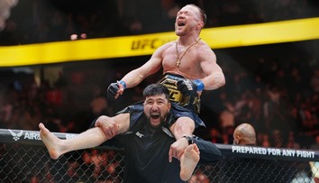 Zaběhlé pořádky se mění. UFC má dva nové šampiony