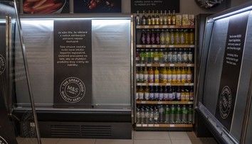 Řetězec zavírá v Česku obchody, kvůli brexitu nemůže dovážet potraviny