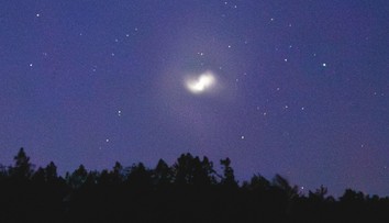 Nebeská podívaná. Češi vyhlíželi polární záři, místo toho natočili start rakety