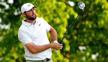 Bizarní nehoda v kuchyni. Hvězdný golfista si měsíc nezahrál