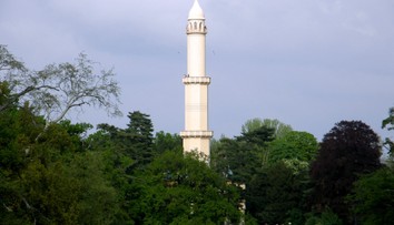 Místostarostovi vadí minaret v Lednici. Památku by boural
