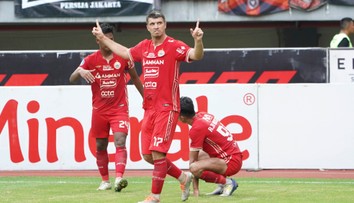 Strhující výhry Jakarty. Kúdelův tým často vítězí pozdními góly