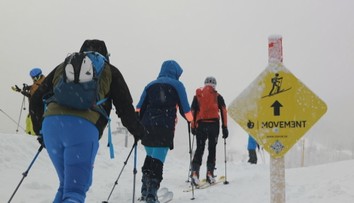 Oblíbené letovisko zpoplatnilo skialpinistům sjezdovky. Omezení zavádí už i v Česku