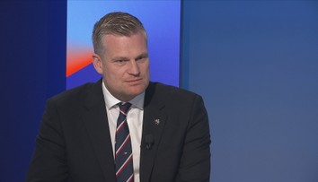 Turek tvrdí, že anglicky ve skutečnosti umí: Měl jsem v sobě prášky na bolest