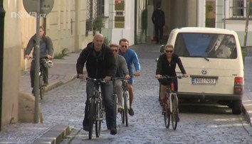 Projížďky na kole a natáčení: Schwarzenegger je v Česku!