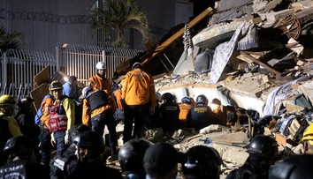 Venezuelu zasáhlo ničivé zemětřesení. Mrtvých může být až 10 tisíc