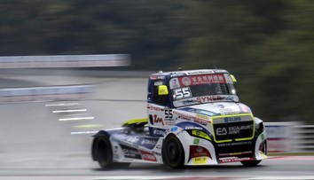 Lacko dojel v Mostě na stupních vítězů. V závěru bojoval i o vítězství