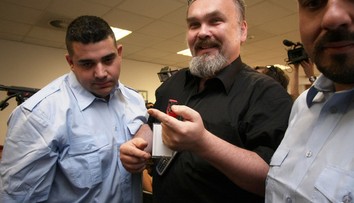 Kotrba po potyčce s bezdomovci na sjezdu ČSSD přišel o práci!