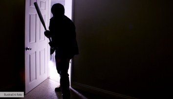 Elektrikář se pohádal v práci, umlátil kolegy na Floridě k smrti