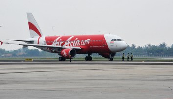 PROKLETÉ AEROLINKY: Další letadlo AirAsia v problémech