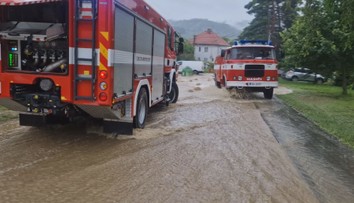 Valašské Klobouky uklízejí po bleskové povodni. Místní se bojí dalších dešťů