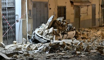 Předměstí Neapole zasáhlo nejsilnější zemětřesení za 40 let. Škody jsou rozsáhlé