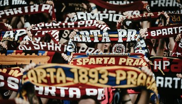 Odlet plný otazníků. Fanoušci Sparty nemají lístky a nevědí, kdy je seženou