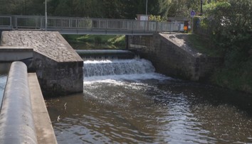 Škola vymyslela, jak ven z energetické krize. Chce zprovoznit vodní elektrárnu