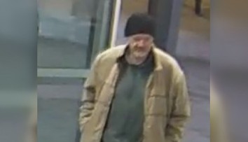 Muže před rokem srazil vlak. Policie stále neví, o koho se jedná