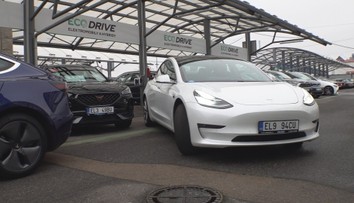 Končíme s prodejem elektroaut, oznámil největší český autobazar Auto ESA