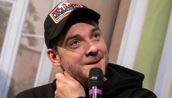Skandál v divadle. Známý herec hrál opilý, představení museli zrušit