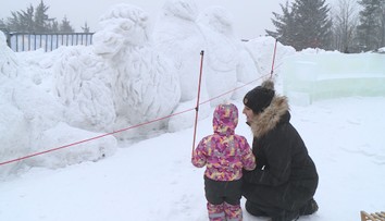 Tradiční výstava ledových soch proběhne, musí ale být pod širým nebem