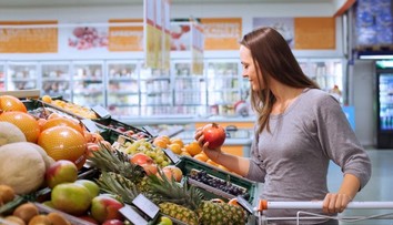 PŘEHLED POTRAVIN: Co nejvíce prospívá vašim vlasům?