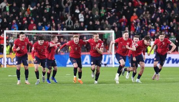 Před odletem na MS domácí zastávka. Reprezentace už ví soupeře