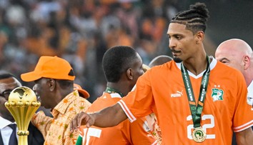 Úžasný příběh. Haller překonal rakovinu, o rok později vystřelil svému týmu zlato