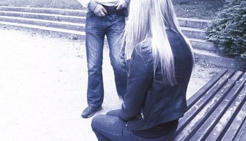 Muž za pár hodin sexuálně napadl čtyři dívky. Dvěma bylo teprve 13 let