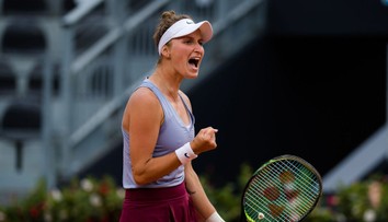 Skvělá Vondroušová! Po boji porazila Bertensovou a v Tokiu postupuje
