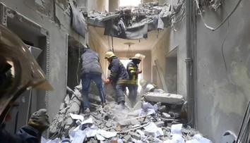 Ruští okupanti zaútočili na nádraží. Zemřelo nejméně 22 lidí, 50 bylo zraněno