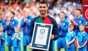 Ronaldo opět v Guinnessově knize rekordů. Ze sportovců vydělal nejvíce