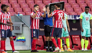 Pochvala pro Suáreze. Útočník Atlética ocenil jeho výkon i "kousání"