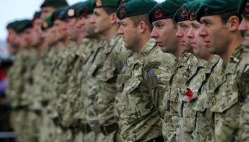 Britové přestaví armádu: S čím chtějí bojovat proti ISIS?