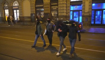 Poslanci chtějí omezit novináře. Nesměli by zveřejnit jména stíhaných