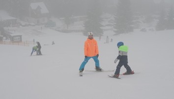 Zimní střediska opět shání brigádníky. Lyžařská sezóna je za dveřmi