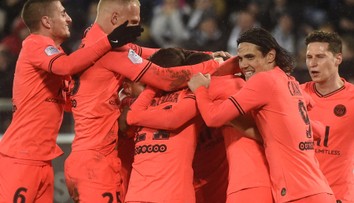 Neuvěřitelná přestřelka. V zápase PSG padlo OSM branek!